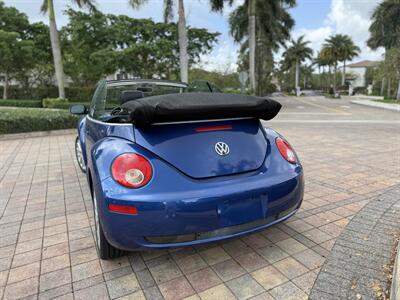 2008 Volkswagen New Beetle Convertible SE PZEV  SUPER LOW MILES 70K !! RARE COLOR !!POWER TOP !! - Photo 34 - Pompano Beach, FL 33069