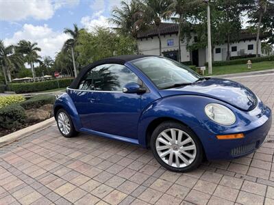 2008 Volkswagen New Beetle Convertible SE PZEV  SUPER LOW MILES 70K !! RARE COLOR !!POWER TOP !! - Photo 29 - Pompano Beach, FL 33069