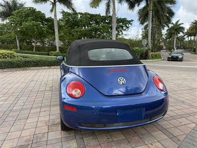 2008 Volkswagen New Beetle Convertible SE PZEV  SUPER LOW MILES 70K !! RARE COLOR !!POWER TOP !! - Photo 28 - Pompano Beach, FL 33069