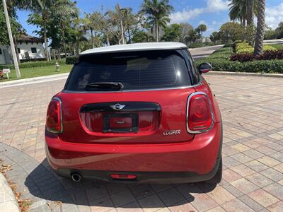 2016 MINI Hardtop 2 Door Cooper   - Photo 11 - Pompano Beach, FL 33069