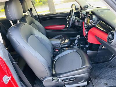 2016 MINI Hardtop 2 Door Cooper   - Photo 14 - Pompano Beach, FL 33069