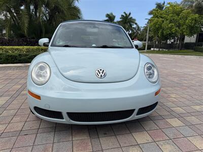 2006 Volkswagen New Beetle Convertible 2.5 WOW !! THE BEST COLOR COMBO !! SUPER LOW MILES ONLY96K !!! POWER TOP !!HTD SEATS !! 954-908-9298 !!! - Photo 28 - Pompano Beach, FL 33069