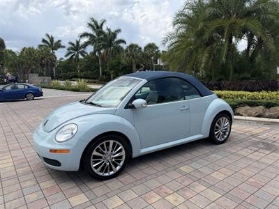 2006 Volkswagen New Beetle Convertible 2.5 WOW !! THE BEST COLOR COMBO !! SUPER LOW MILES ONLY96K !!! POWER TOP !!HTD SEATS !! 954-908-9298 !!! - Photo 4 - Pompano Beach, FL 33069