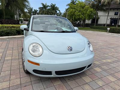 2006 Volkswagen New Beetle Convertible 2.5 WOW !! THE BEST COLOR COMBO !! SUPER LOW MILES ONLY96K !!! POWER TOP !!HTD SEATS !! 954-908-9298 !!! - Photo 35 - Pompano Beach, FL 33069