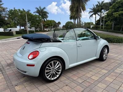 2006 Volkswagen New Beetle Convertible 2.5 WOW !! THE BEST COLOR COMBO !! SUPER LOW MILES ONLY96K !!! POWER TOP !!HTD SEATS !! 954-908-9298 !!! - Photo 15 - Pompano Beach, FL 33069
