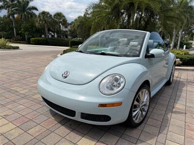 2006 Volkswagen New Beetle Convertible 2.5 WOW !! THE BEST COLOR COMBO !! SUPER LOW MILES ONLY96K !!! POWER TOP !!HTD SEATS !! 954-908-9298 !!! - Photo 39 - Pompano Beach, FL 33069