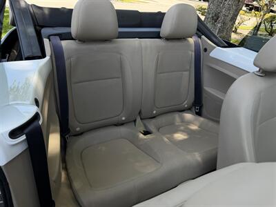 2013 Volkswagen Beetle Convertible 2.5L PZEV WOW!! SUPER LOW MILES 62K !! GREART COLOR COMBO !! 954-902-9298 MATT . - Photo 56 - Pompano Beach, FL 33069