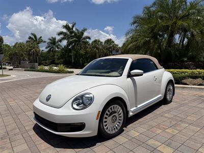 2013 Volkswagen Beetle Convertible 2.5L PZEV WOW!! SUPER LOW MILES 62K !! GREART COLOR COMBO !! 954-902-9298 MATT . - Photo 6 - Pompano Beach, FL 33069