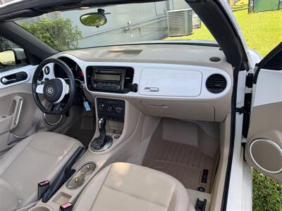 2013 Volkswagen Beetle Convertible 2.5L PZEV WOW!! SUPER LOW MILES 62K !! GREART COLOR COMBO !! 954-902-9298 MATT . - Photo 54 - Pompano Beach, FL 33069