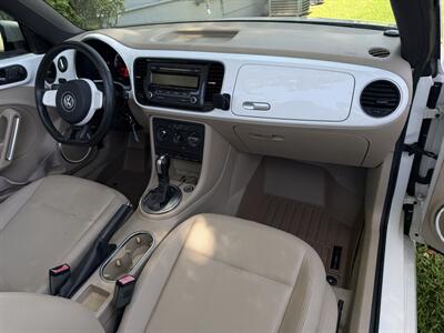 2013 Volkswagen Beetle Convertible 2.5L PZEV WOW!! SUPER LOW MILES 62K !! GREART COLOR COMBO !! 954-902-9298 MATT . - Photo 60 - Pompano Beach, FL 33069