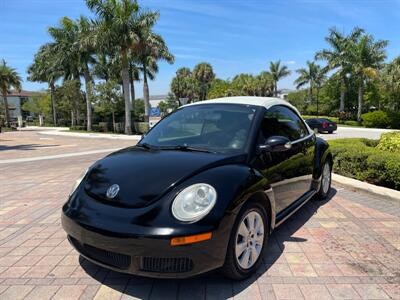 2010 Volkswagen Beetle SE  convertible - Photo 5 - Pompano Beach, FL 33069