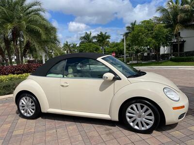 2008 Volkswagen Beetle SE  convertible - Photo 7 - Pompano Beach, FL 33069