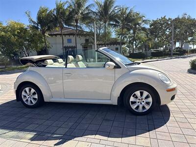 2008 Volkswagen New Beetle Convertible S  WOW!! ONLY 79K MILES !! RARE COLOR COMBO !!954-902-9298 !! - Photo 14 - Pompano Beach, FL 33069