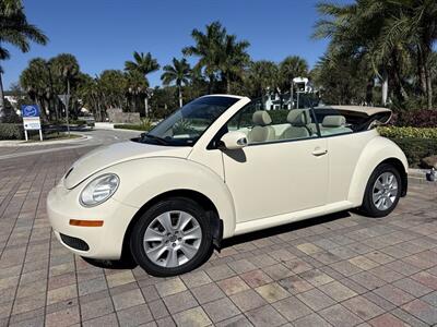 2008 Volkswagen New Beetle Convertible S  WOW!! ONLY 79K MILES !! RARE COLOR COMBO !!954-902-9298 !! - Photo 2 - Pompano Beach, FL 33069