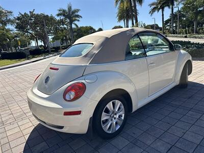 2008 Volkswagen New Beetle Convertible S  WOW!! ONLY 79K MILES !! RARE COLOR COMBO !!954-902-9298 !! - Photo 38 - Pompano Beach, FL 33069