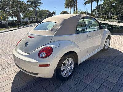 2008 Volkswagen New Beetle Convertible S  WOW!! ONLY 79K MILES !! RARE COLOR COMBO !!954-902-9298 !! - Photo 32 - Pompano Beach, FL 33069