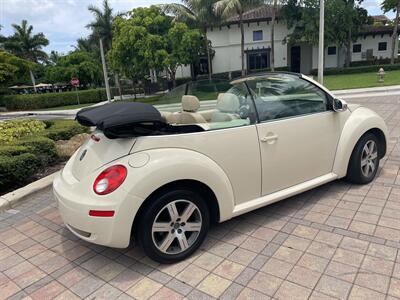 2006 Volkswagen New Beetle Convertible 2.5  convertible - Photo 35 - Pompano Beach, FL 33069