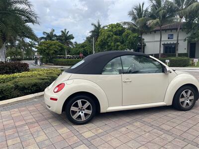 2006 Volkswagen New Beetle Convertible 2.5  convertible - Photo 11 - Pompano Beach, FL 33069