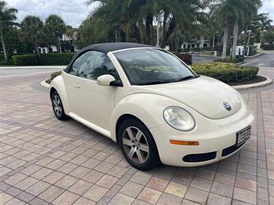 2006 Volkswagen New Beetle Convertible 2.5  convertible - Photo 13 - Pompano Beach, FL 33069