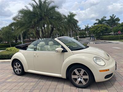 2006 Volkswagen New Beetle Convertible 2.5  convertible - Photo 1 - Pompano Beach, FL 33069