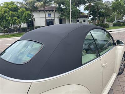 2006 Volkswagen New Beetle Convertible 2.5  convertible - Photo 28 - Pompano Beach, FL 33069