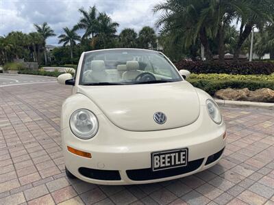 2006 Volkswagen New Beetle Convertible 2.5  convertible - Photo 33 - Pompano Beach, FL 33069