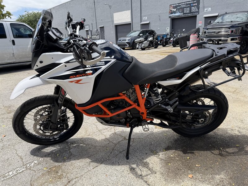 2017 KTM Adventure 1090 R  WOW !! only 7,878 miles !!! SUPER CLEAN !! EXAUST SYSTEM!! AMAZING !! - Photo 1 - Pompano Beach, FL 33069