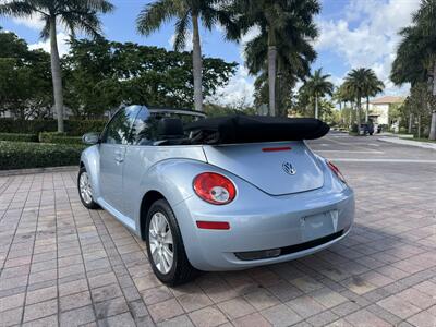 2010 Volkswagen New Beetle Convertible GLS  WOW !! LOW MILES !! GREAT COLOR COMBO !!954-902-9298 - Photo 42 - Pompano Beach, FL 33069