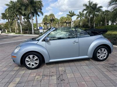 2010 Volkswagen New Beetle Convertible GLS  WOW !! LOW MILES !! GREAT COLOR COMBO !!954-902-9298 - Photo 12 - Pompano Beach, FL 33069