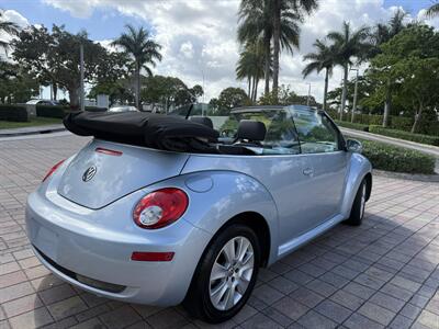 2010 Volkswagen New Beetle Convertible GLS  WOW !! LOW MILES !! GREAT COLOR COMBO !!954-902-9298 - Photo 15 - Pompano Beach, FL 33069