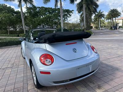 2010 Volkswagen New Beetle Convertible GLS  WOW !! LOW MILES !! GREAT COLOR COMBO !!954-902-9298 - Photo 43 - Pompano Beach, FL 33069