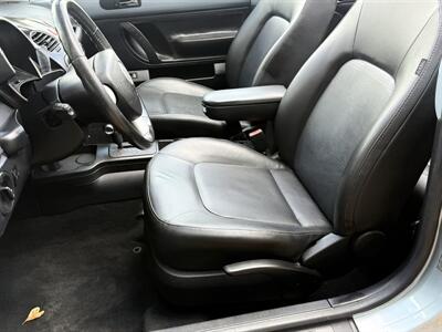 2010 Volkswagen New Beetle Convertible GLS  WOW !! LOW MILES !! GREAT COLOR COMBO !!954-902-9298 - Photo 75 - Pompano Beach, FL 33069