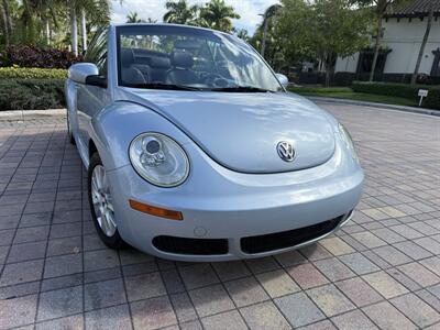 2010 Volkswagen New Beetle Convertible GLS  WOW !! LOW MILES !! GREAT COLOR COMBO !!954-902-9298 - Photo 11 - Pompano Beach, FL 33069