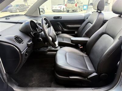 2010 Volkswagen New Beetle Convertible GLS  WOW !! LOW MILES !! GREAT COLOR COMBO !!954-902-9298 - Photo 53 - Pompano Beach, FL 33069