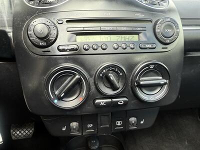 2010 Volkswagen New Beetle Convertible GLS  WOW !! LOW MILES !! GREAT COLOR COMBO !!954-902-9298 - Photo 74 - Pompano Beach, FL 33069