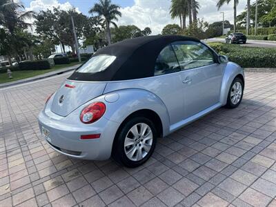 2010 Volkswagen New Beetle Convertible GLS  WOW !! LOW MILES !! GREAT COLOR COMBO !!954-902-9298 - Photo 26 - Pompano Beach, FL 33069