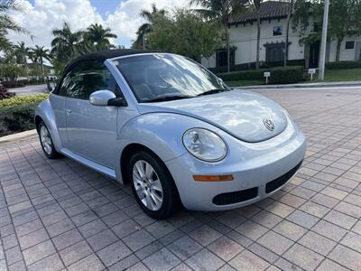 2010 Volkswagen New Beetle Convertible GLS  WOW !! LOW MILES !! GREAT COLOR COMBO !!954-902-9298 - Photo 3 - Pompano Beach, FL 33069