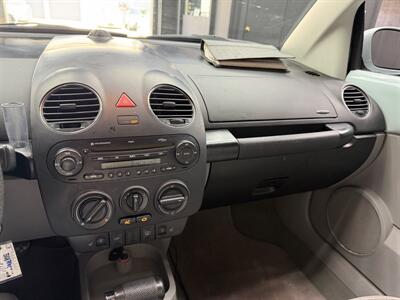 2006 Volkswagen Beetle 2.5 RARE COLOR !! BABY BLUE !! HOT SELLER LOW MILES !!! CALL NOW 954-902-9298 MATT - Photo 41 - Pompano Beach, FL 33069