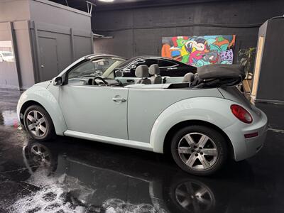 2006 Volkswagen Beetle 2.5 RARE COLOR !! BABY BLUE !! HOT SELLER LOW MILES !!! CALL NOW 954-902-9298 MATT - Photo 38 - Pompano Beach, FL 33069