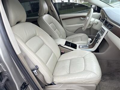 2011 Volvo XC70 3.2  wow !! LOW MILES 85K !!! 1 OWNER CAR !!954-902-9298!! - Photo 21 - Pompano Beach, FL 33069