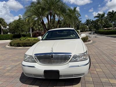 2005 Lincoln Town Car Signature Limited WOW !!! ONLY 67K MILES !! HEATER SEATS !! BIMINI TOP !! CLEAN CARFAX !! RARE TO FIND !!954-902-9298 - Photo 42 - Pompano Beach, FL 33069