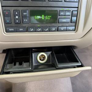 2005 Lincoln Town Car Signature Limited WOW !!! ONLY 67K MILES !! HEATER SEATS !! BIMINI TOP !! CLEAN CARFAX !! RARE TO FIND !!954-902-9298 - Photo 23 - Pompano Beach, FL 33069