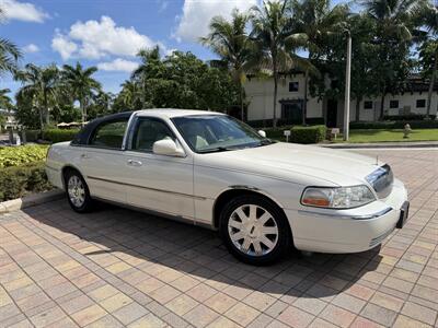 2005 Lincoln Town Car Signature Limited WOW !!! ONLY 67K MILES !! HEATER SEATS !! BIMINI TOP !! CLEAN CARFAX !! RARE TO FIND !!954-902-9298 - Photo 29 - Pompano Beach, FL 33069