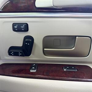 2005 Lincoln Town Car Signature Limited WOW !!! ONLY 67K MILES !! HEATER SEATS !! BIMINI TOP !! CLEAN CARFAX !! RARE TO FIND !!954-902-9298 - Photo 20 - Pompano Beach, FL 33069