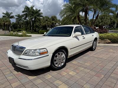 2005 Lincoln Town Car Signature Limited WOW !!! ONLY 67K MILES !! HEATER SEATS !! BIMINI TOP !! CLEAN CARFAX !! RARE TO FIND !!954-902-9298 - Photo 11 - Pompano Beach, FL 33069