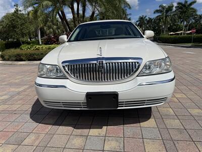 2005 Lincoln Town Car Signature Limited WOW !!! ONLY 67K MILES !! HEATER SEATS !! BIMINI TOP !! CLEAN CARFAX !! RARE TO FIND !!954-902-9298 - Photo 31 - Pompano Beach, FL 33069