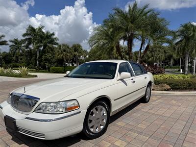 2005 Lincoln Town Car Signature Limited WOW !!! ONLY 67K MILES !! HEATER SEATS !! BIMINI TOP !! CLEAN CARFAX !! RARE TO FIND !!954-902-9298 - Photo 6 - Pompano Beach, FL 33069