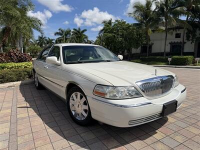 2005 Lincoln Town Car Signature Limited WOW !!! ONLY 67K MILES !! HEATER SEATS !! BIMINI TOP !! CLEAN CARFAX !! RARE TO FIND !!954-902-9298 - Photo 28 - Pompano Beach, FL 33069