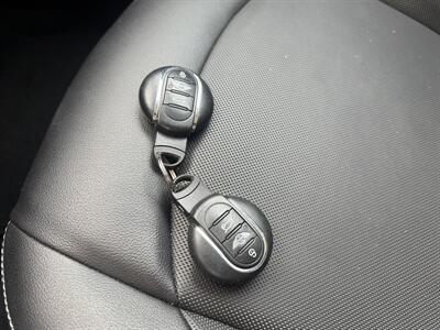2016 MINI Clubman Cooper   - Photo 44 - Pompano Beach, FL 33069