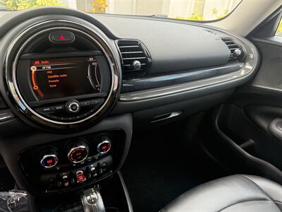 2016 MINI Clubman Cooper   - Photo 49 - Pompano Beach, FL 33069